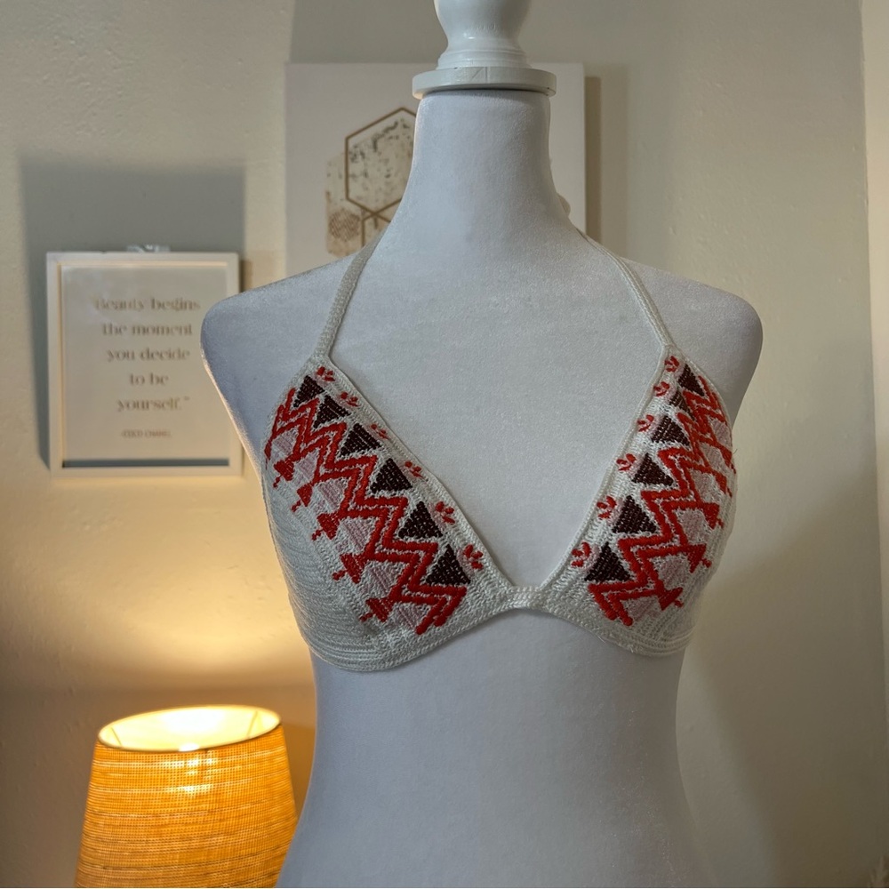 Aerie triangle boho crochet bikini swim top size M